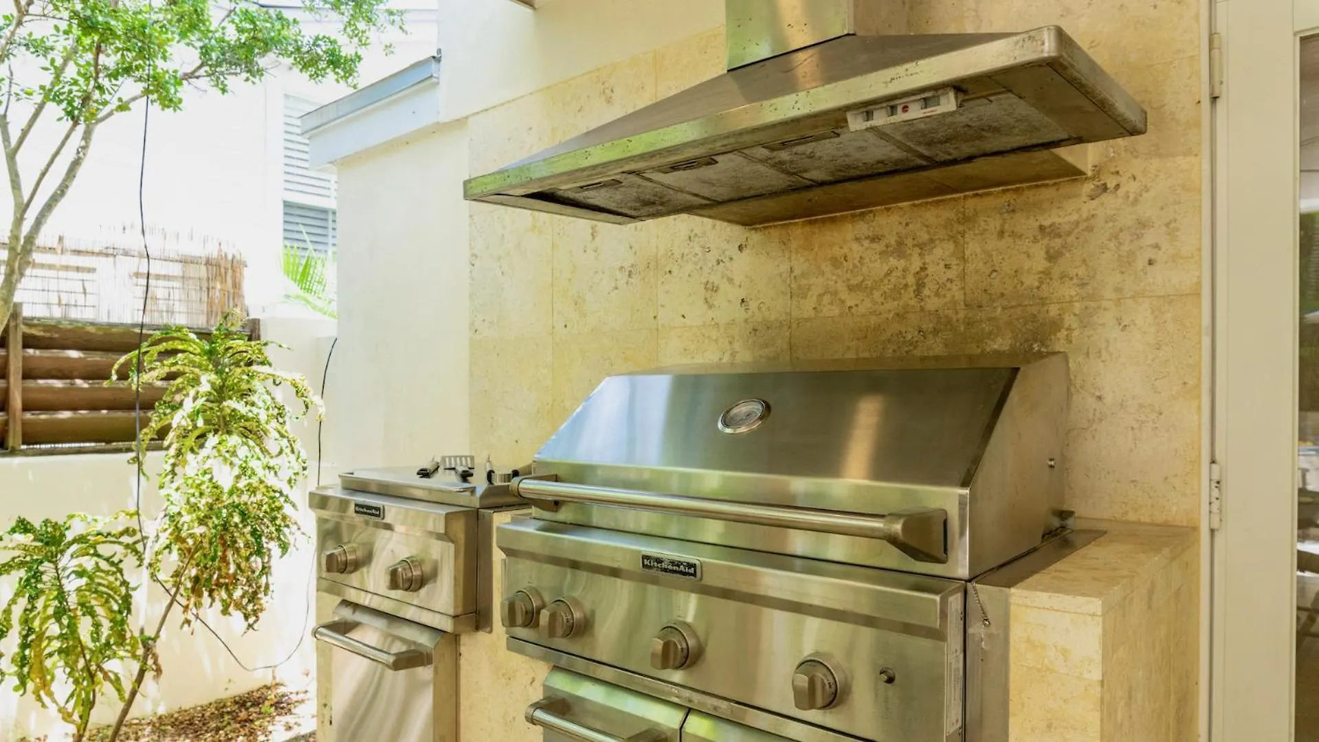 Island Opulence By Last Key Realty Key West United States